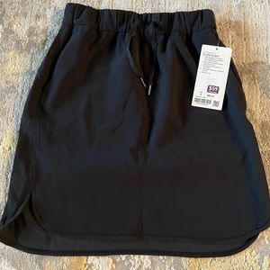Lululemon On the Fly Skirt NWT